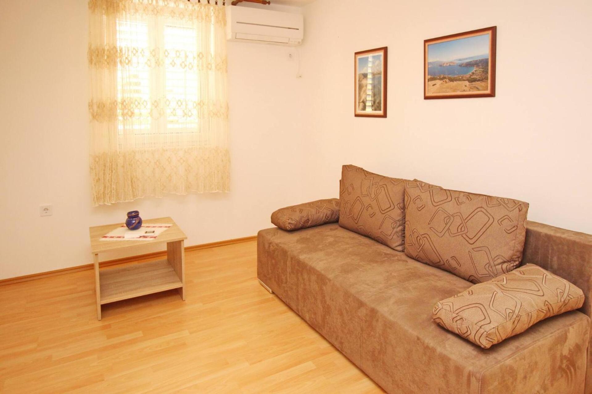 Apartments Vasilic-Cugalj-Smokvina Baška Exteriör bild