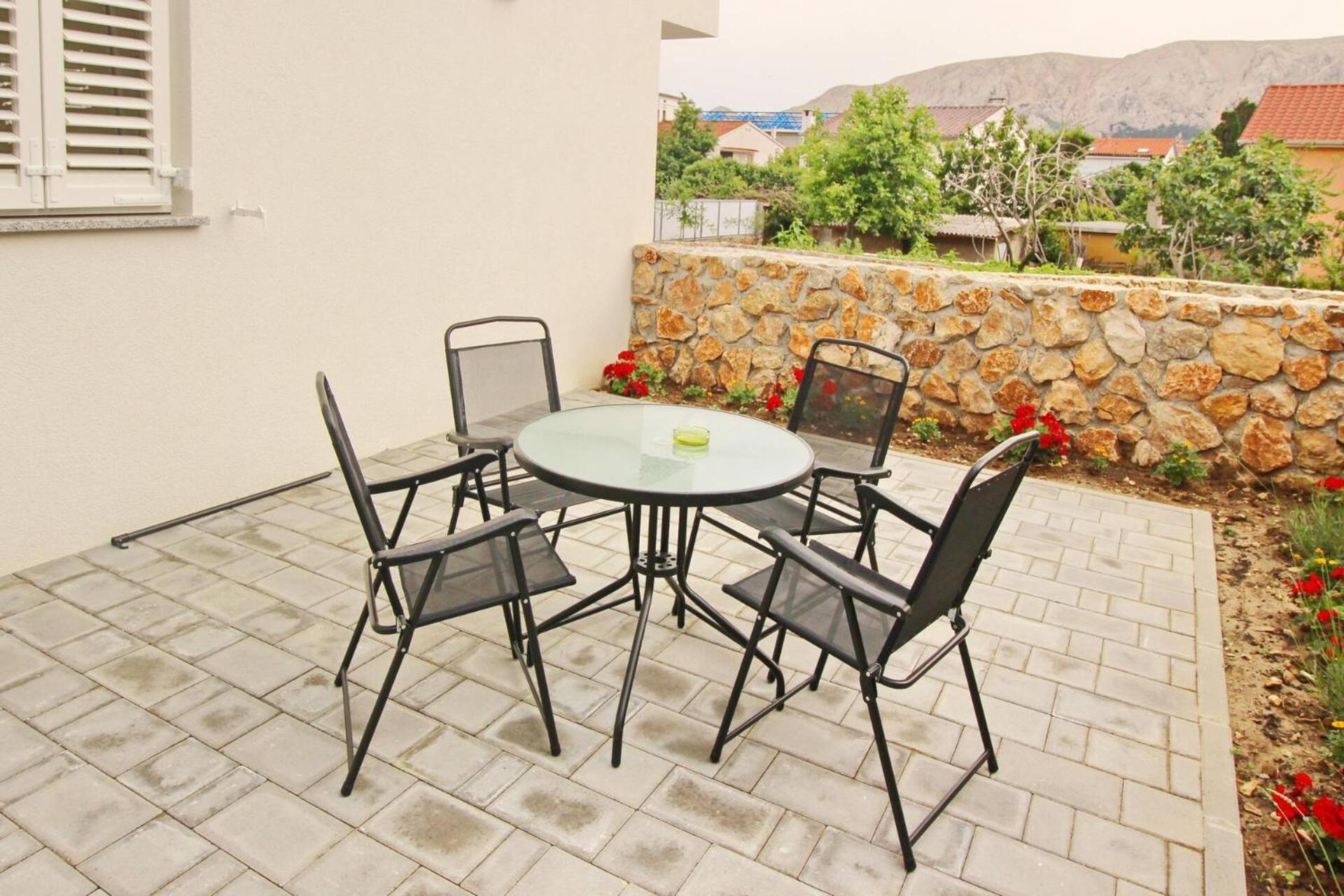 Apartments Vasilic-Cugalj-Smokvina Baška Exteriör bild